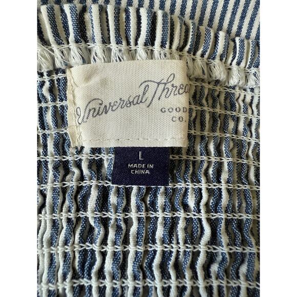 Universal Thread Blue White Striped Smocked Crop Top Women’s Large Summer Tank - Picture 5 of 7